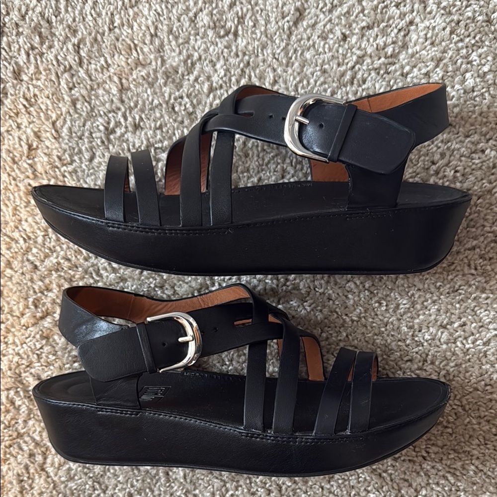 Fitflop NAIA Black Strappy Women's Leather Sandals 7